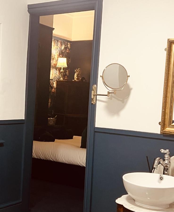 Mollys Boutique Hotel Ilkley Bagian luar foto